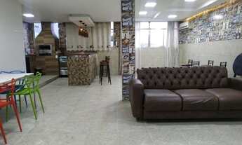 Imagem: Duas casas em Nilópolis RJ