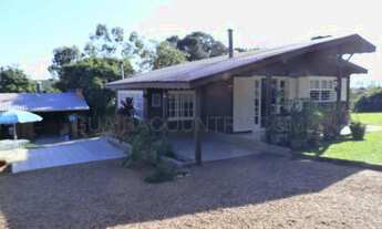 Imagem 2: Sítio com 2.900m², casa e galpão com 250m², 3 quartos, piscina.