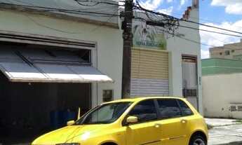 Imagem 2: Casa para Venda em Mogi das Cruzes, Jundiapeba, 2 dormitórios, 1 banheiro, 6 vagas