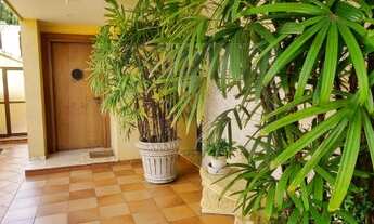 Imagem 6: Casa bem conservada com potencial de atualização