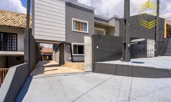 Imagem 2: Sobrado à venda por R$ 700.000,00 - São Braz - Curitiba/PR