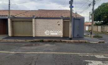 Imagem 2: Casa à venda, 3 quartos, 1 suíte, 5 vagas, CUSTÓDIO PEREIRA - Uberlândia/MG