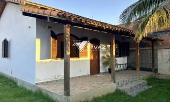 Imagem 2: Excelente Casa em Maricá há Duas Quadras da Praia, 3 Quartos- Aceito Propostas !!!