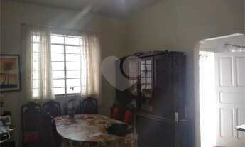 Imagem 6: Excelente Casa na Rua Ipiranga, em Frente ao Supermercado Veran, no centro de Mogi das Cru