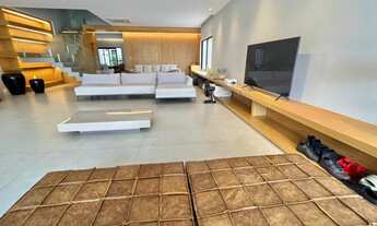 Imagem 2: CASA TRIPLEX COM 4 SUÍTES, À VENDA NO CONDOMÍNIO INTERLAGO DE ITAÚNA NA BARRA DA TIJUCA -r