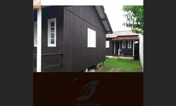 Imagem 1: Casa Magalhães Casa com 4 dormitórios