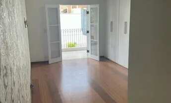 Imagem 4: Oportunidade !!!Casa de condomínio para aluguel e venda possui 400 metros quadrados com 5