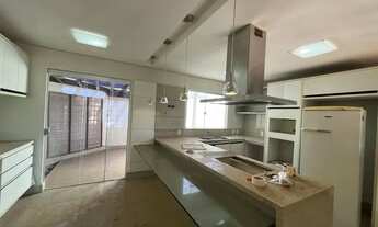 Imagem 5: Lindo sobrado disponível para locação e venda