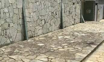 Imagem 2: Casa com 3 suítes + dependência completa + escritório + lavabo + piscina com sauna + areja