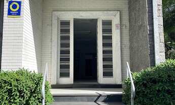 Imagem 2: CASA COMERCIAL COM 14 SALAS E 7 BANHEIROS