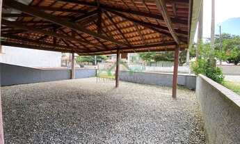 Imagem 2: Casa com 3 dormitórios, 124m², a venda em Bal. Barra do Sul - Centro