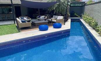 Imagem 5: Casa de condomínio para venda possui 700 metros quadrados com 4 quartos