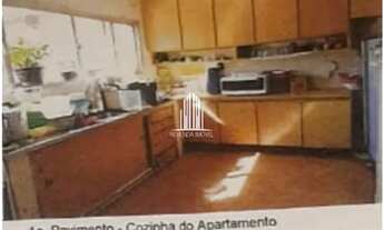 Imagem 2: Sobrado com prédio comercial na parte inferior à venda, em Pitiruba