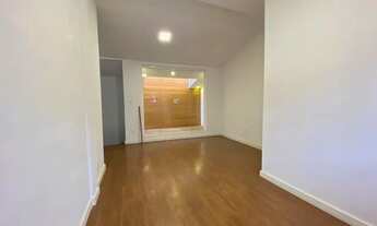 Imagem 2: Casa à venda no centro da cidade, sem condomínio