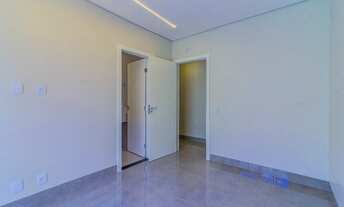 Imagem 7: Luxuosa Casa de Alto Padrão com 3 Suites e Lazer no Guará II (Aceita Financiamento