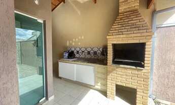 Imagem 2: Recheada de armários com piscina e churrasqueira - Quem chegar por último é a mulher do pa