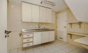 Imagem 4: Apartamento Duplex no Edifício MARC CHAGAL no 8º Andar na Vila Londrina em São Paulo/SP co