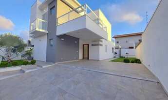 Imagem 5: Sobrado para venda possui 180 metros quadrados com 4 quartos em Jardim Icaraiba - Peruíbe