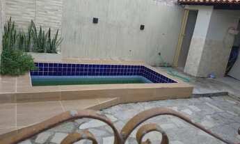 Imagem: Alugo belíssima casa 3 quartos com piscina