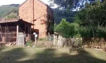 Imagem 6: Chácara com casa , rio nos fundos,roças