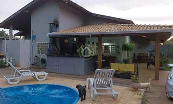 Imagem: CASA COM 03 DORMITÓRIOS NO BAIRRO UNIÃO