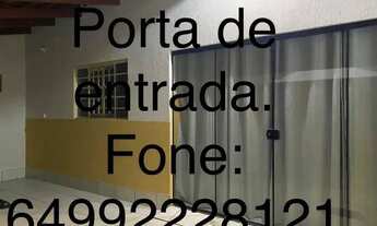 Imagem 2: Casa para venda possui 220 metros quadrados com 3 quartos em Estância Itaguaí - Caldas Nov