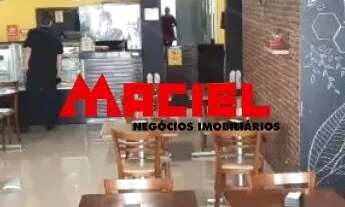 Imagem 4: Prédio Comercial com Estrutura para Restaurante