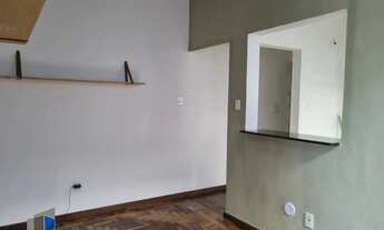 Imagem: Apartamento semimobiliado com 02 quartos