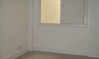 Imagem 5: APARTAMENTO DE FUNDOS TOTALMENTE REFORMADO COM SALA E QUARTO SEPARADOS COM ARMÁRIOS EMBUTI