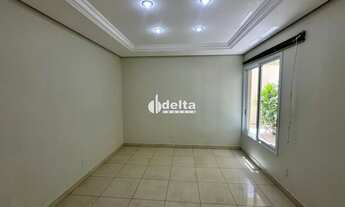 Imagem 6: Casa no condomínio Gavea Hill 1 disponível para venda no bairro Morada da Colina em Uberlâ