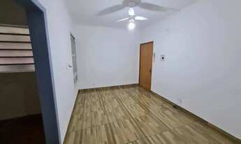 Imagem 2: Imóvel para aluguel tem 60 metros quadrados com 2 quartos em Menino Deus - Porto Alegre