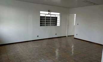 Imagem: Casa Comercial para aluguel, 3 vagas, Barro