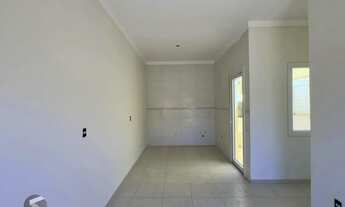 Imagem 2: Casa em condomínio com 2 dormitórios, vaga de garagem e churrasqueira na Olaria