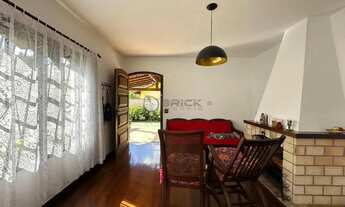 Imagem 7: Casa linear à venda com 3 quartos sendo 1 suíte + edícula, 1.000 m² de terreno em Ermitage