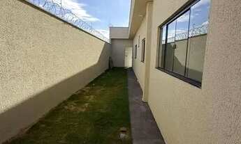 Imagem 6: Casa á venda 3/4 sendo 1 suíte com piscina aquecida