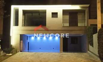 Imagem: Casa de condomínio em Avenida Lauro Miguel