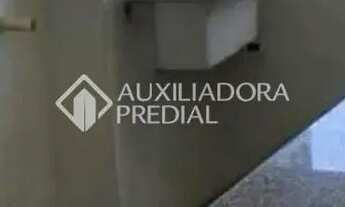 Imagem 3: Apartamento 2 quartos sendo 1 suíte e vaga coberta, no bairro Azenha