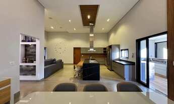 Imagem 5: Casa para venda em PORTAL DA MATA de 545.00m² com 3 Quartos, 3 Suites e 4 Garagens