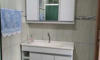 Imagem 6: Imóvel no Politeama com Ótima Localização, 1/4 Revertido para 2/4, Armários nos Quartos