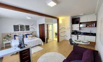 Imagem 1: Flat em Alphaville com excelente localização próx de vias de acesso p/ SP. Com entrada ime