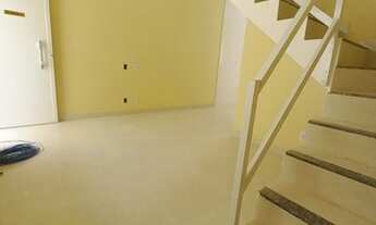 Imagem: Baixouu. Casa duplex nova Nilópolis RJ