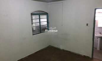 Imagem 3: Colônia à venda, 3 quartos, 1 suíte, 3 vagas, Laranjeiras - Uberlândia/MG