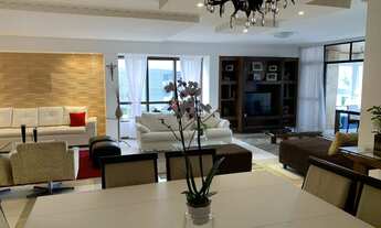 Imagem 2: APARTAMENTO 224M2 VISTA MAR 4 SUITES REFORMADO OPORTUNIDADE VARANDA