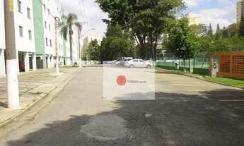 Imagem 2: Apartamento com 2 dormitórios à venda, 65 m² por R$ 230.000