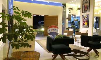 Imagem 4: Casa condomínio à venda em Aldeia, completamente mobiliada e decorada, com 4 suítes e pisc