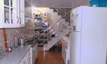 Imagem 2: VENDO EXCELENTE CASA COM 04 QUARTOS NO BNH/MESQUITA