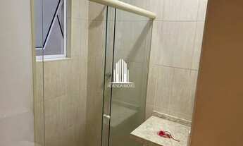 Imagem 2: Casa a venda em condomínio fechado, com 3 dormitórios, sendo a suíte principal com closet