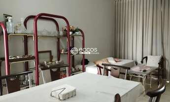 Imagem 2: Casa em condomínio à venda, 2 quartos, 2 suítes, 2 vagas, JARDIM CALIFÓRNIA - Uberlândia/M