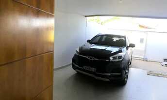 Imagem 2: Sobrado para aluguel e venda possui 180 metros quadrados com 3 quartos