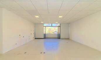 Imagem 2: EXCELENTE SALA COMERCIAL! Excelente sala comercial em ótima localização - J8